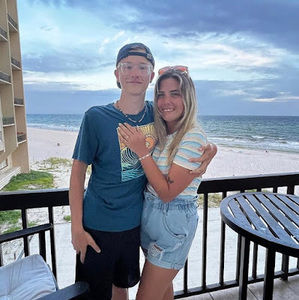 Meet your Posher, Dylan